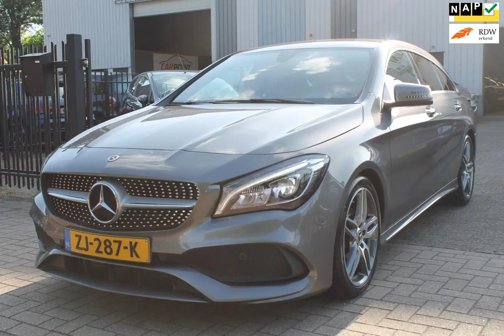Mercedes-Benz CLA 180 Shooting Brake Business Solution AMG Led Leer Crui Gris - 1