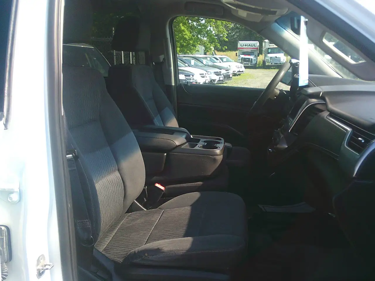 Chevrolet Tahoe photo Chevrolet Tahoe