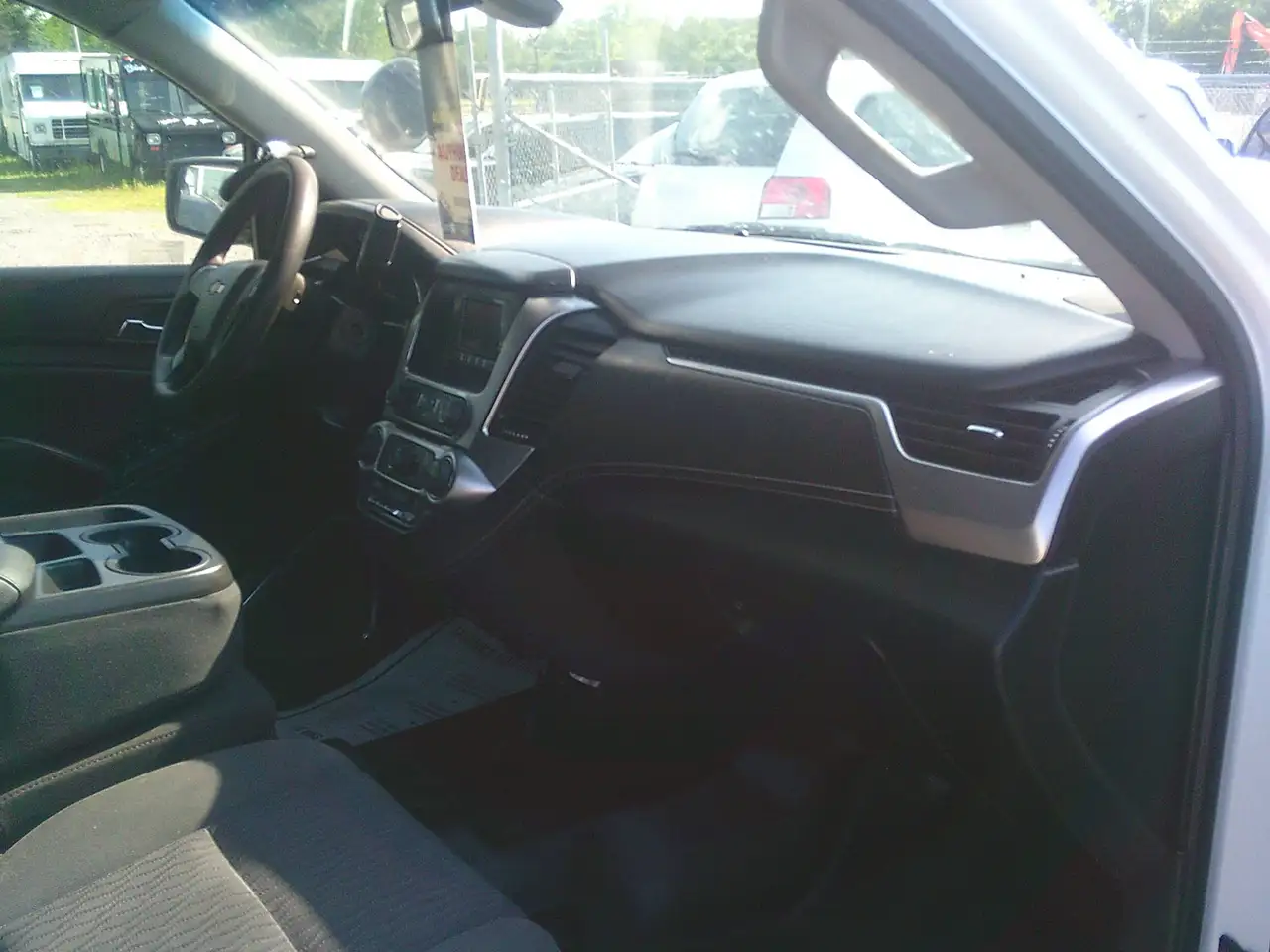 Chevrolet Tahoe photo Chevrolet Tahoe