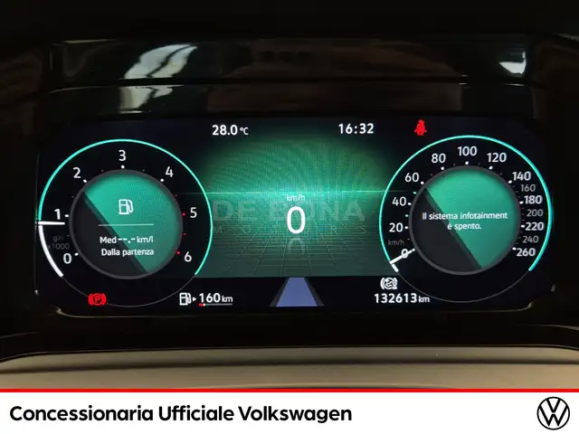 Volkswagen Golf view 12