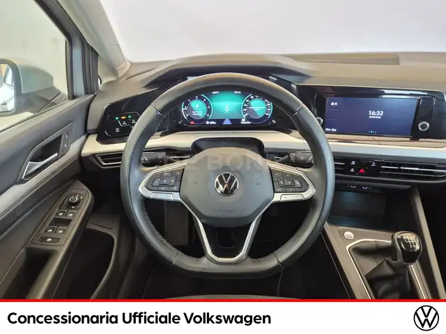 Volkswagen Golf view 11