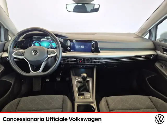 Volkswagen Golf view 10
