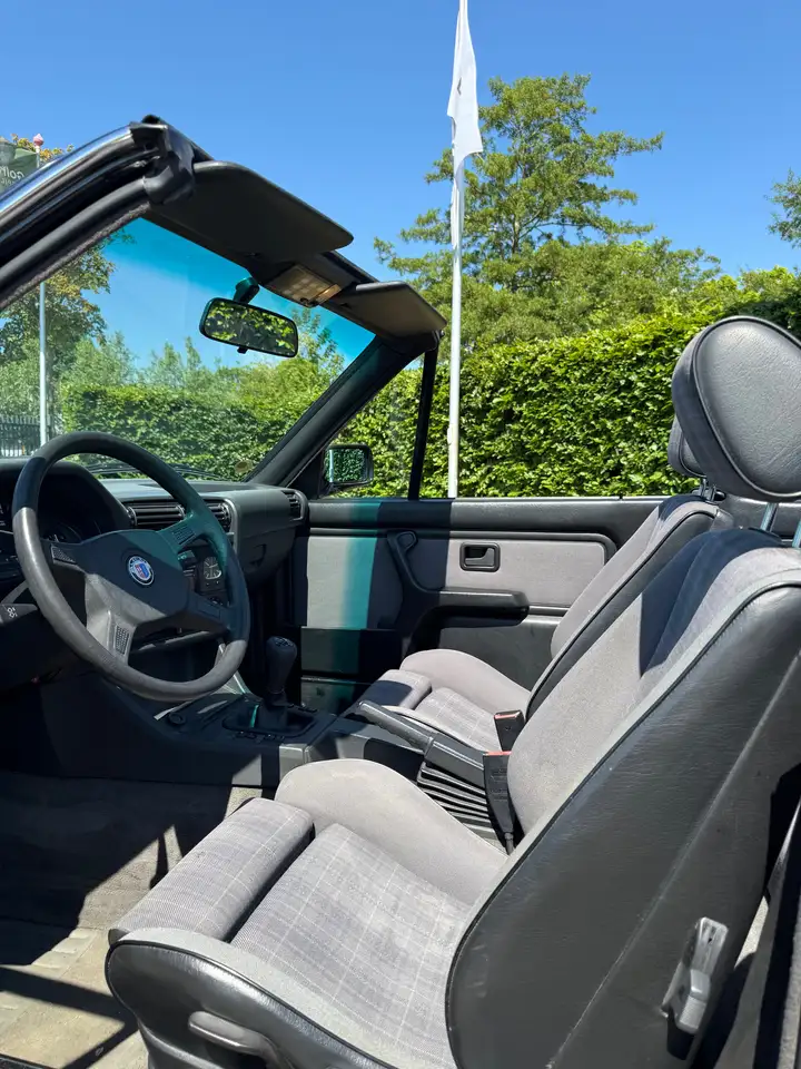 BMW 320 3-Serie Cabriolet 320i E30, foto 2