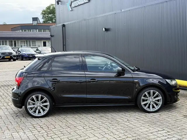 Audi A1 view 9