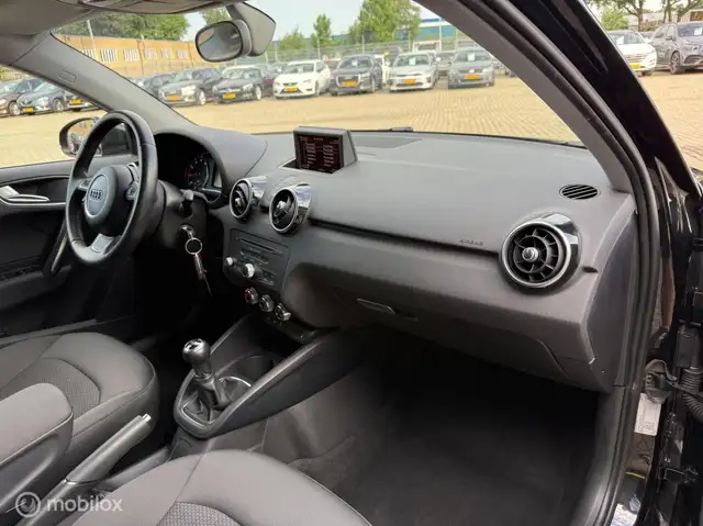 Audi A1 view 13