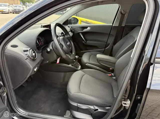 Audi A1 view 10