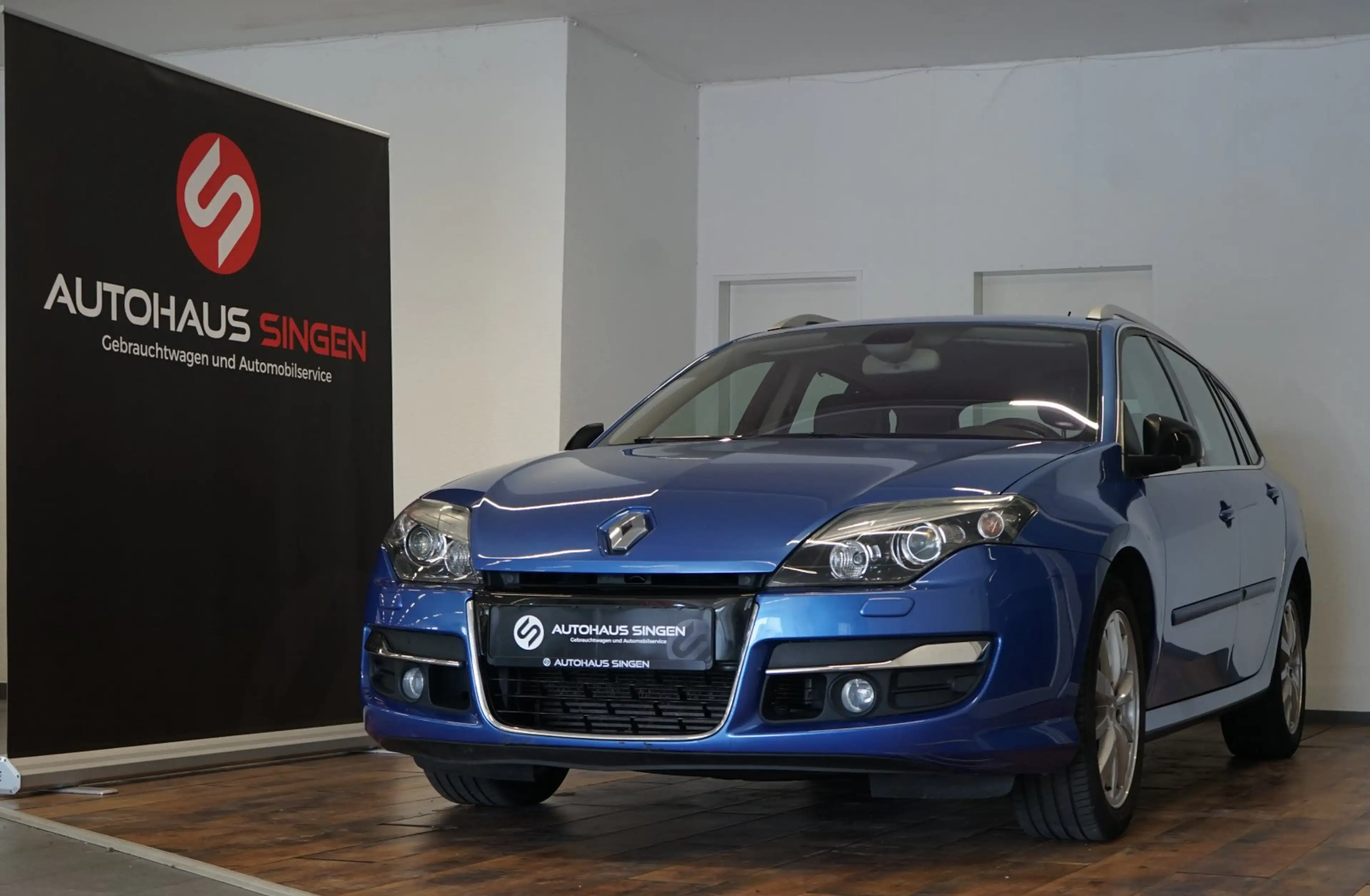 Renault Laguna Grandtour 2.0 dCi 150 FAP GT|BI-XENON|NAVI — photo 3