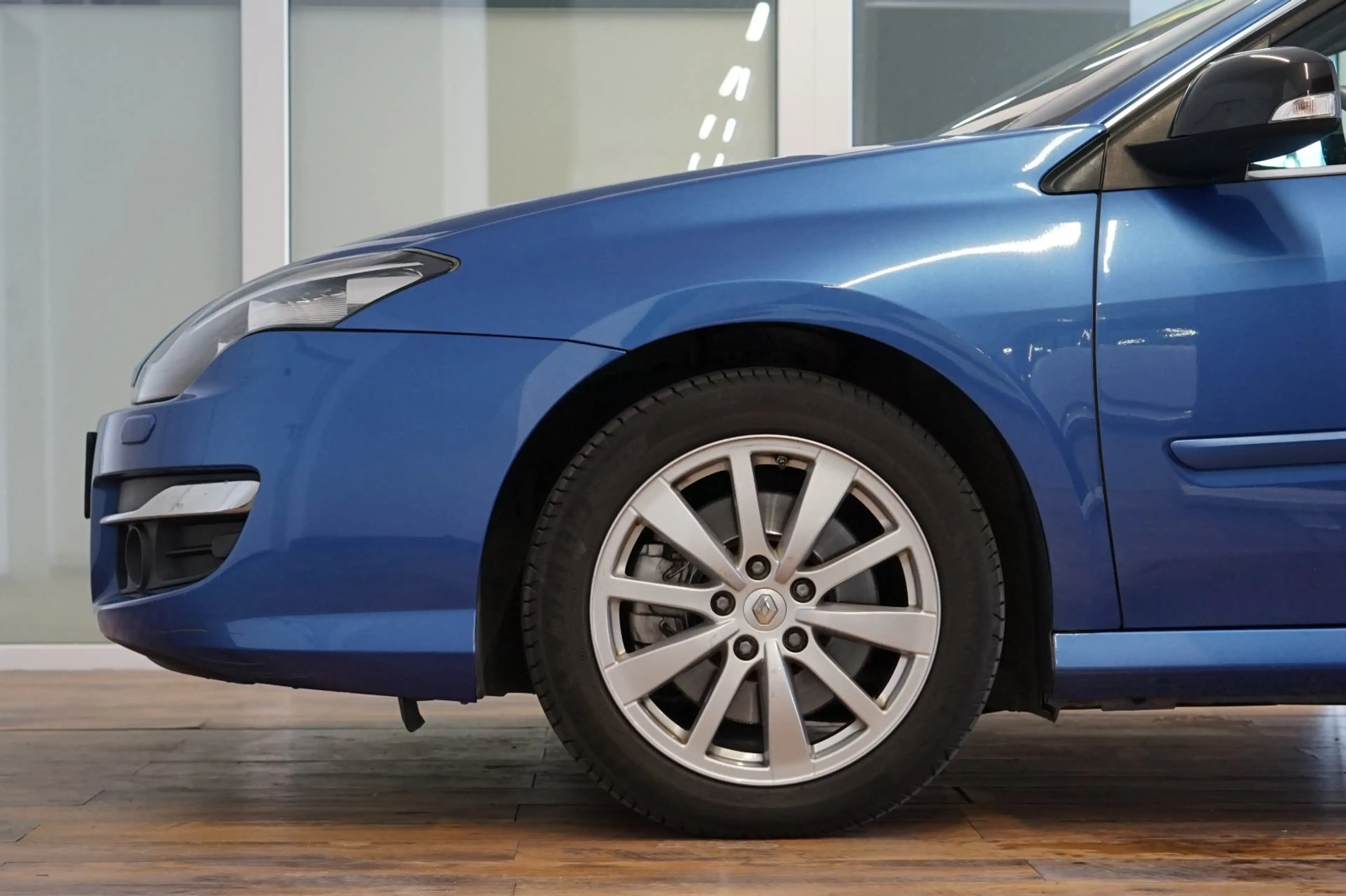 Renault Laguna Grandtour 2.0 dCi 150 FAP GT|BI-XENON|NAVI — photo 2