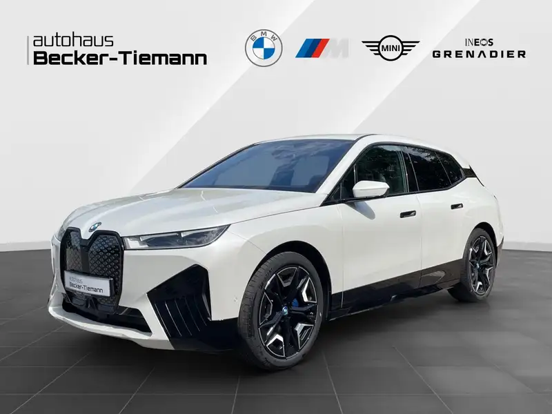 BMW Ix