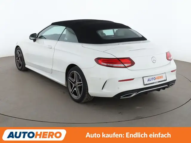 Mercedes-Benz C-Class view 4