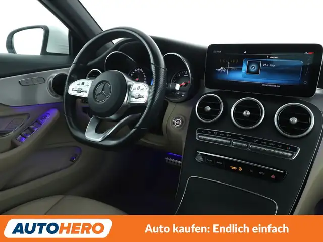 Mercedes-Benz C-Class view 13