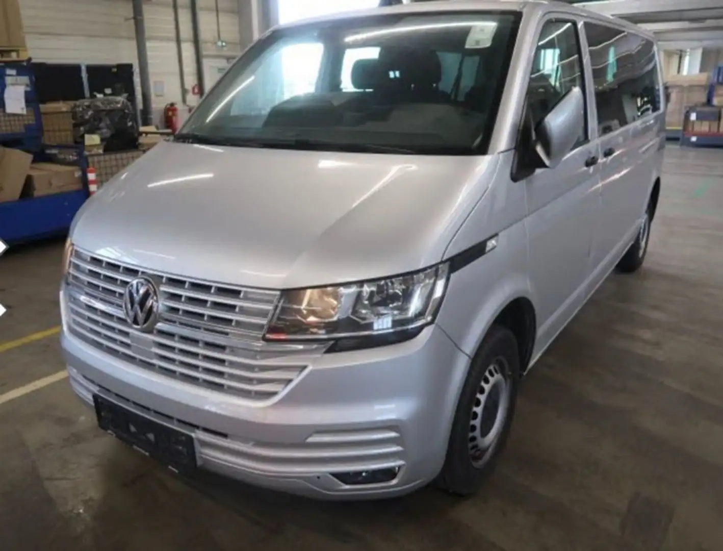 Volkswagen T6.1 Kombi 2.0 TDI FWD lange Radstand Silber - 2