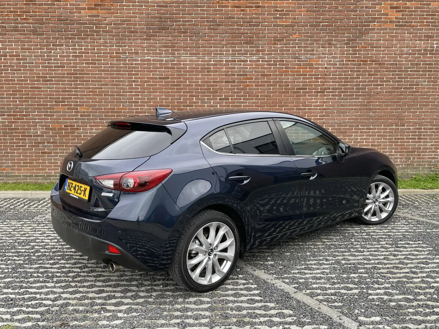 Mazda 3 2.0 SKYACTIV-G 120 GT-M | AUTOMAAT | LEDER | BOSE Bleu - 2