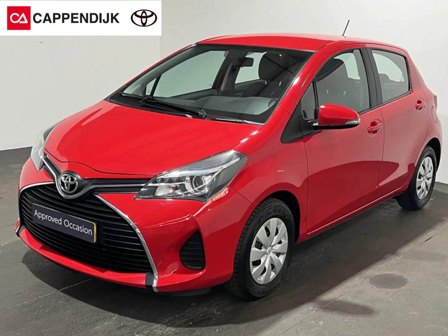 Toyota Yaris 1.0 VVT-i Aspiration | AIRCO | CAMERA | Rood - 1