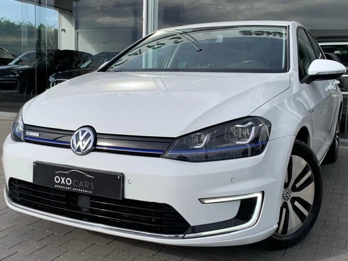 Volkswagen Golf 100% Electrique / Xenon / Grand Gps / Garantie Blanc - 1