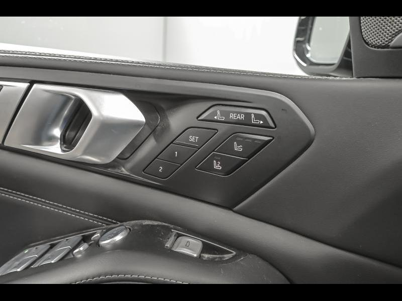 BMW X7 xDrive 40d — photo 15