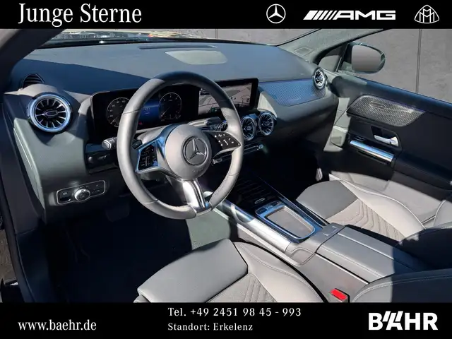 Mercedes-Benz Gla view 11