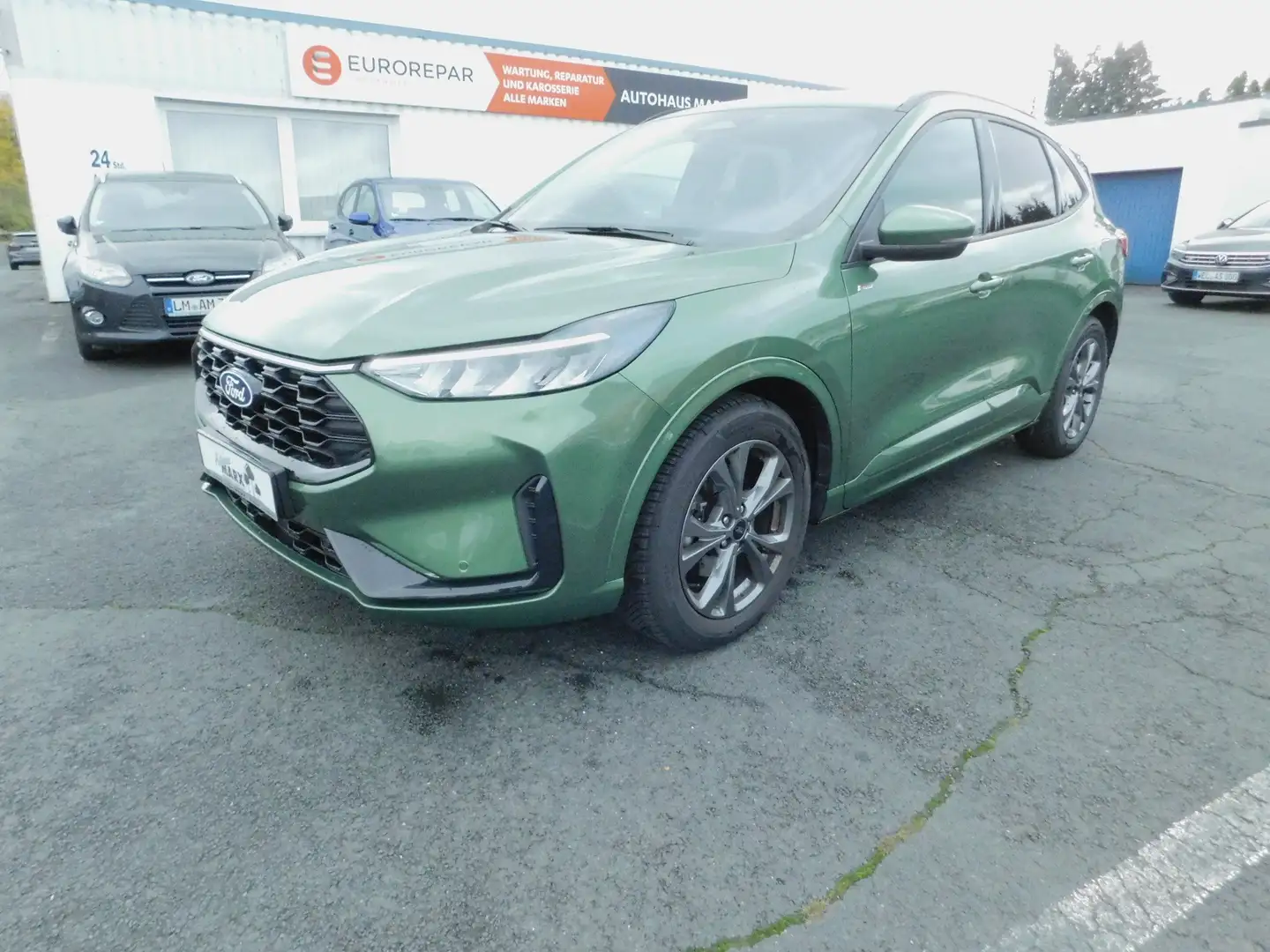 Ford Kuga ST-Line Grün - 1
