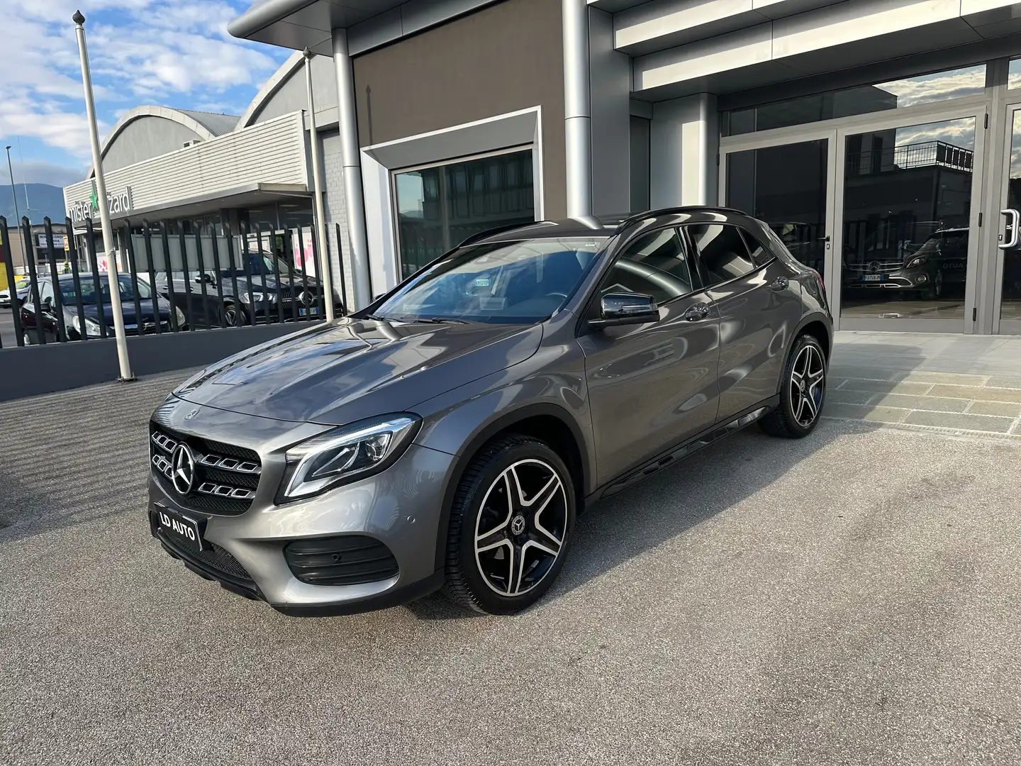 Mercedes-Benz GLA 200 GLA 200 d Premium auto - 2