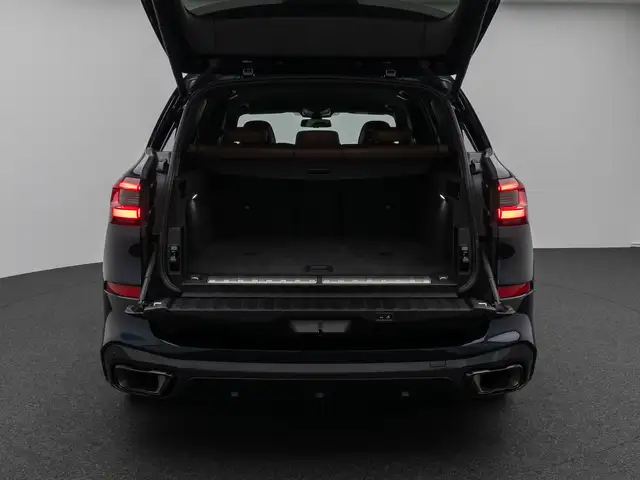 BMW X5 view 13