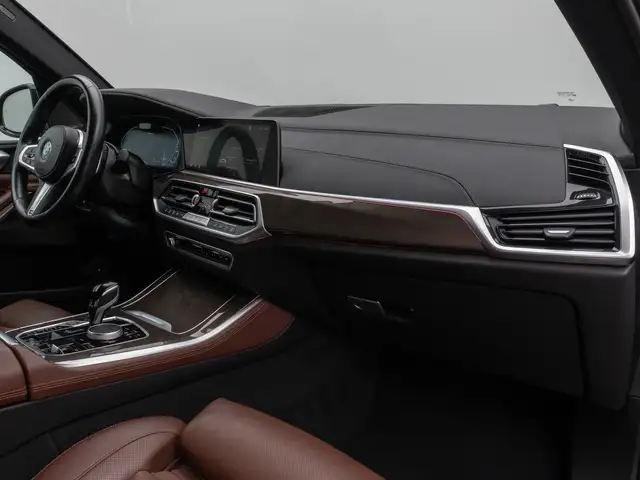 BMW X5 view 23