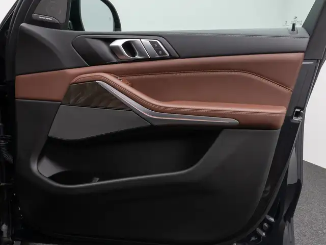 BMW X5 view 29