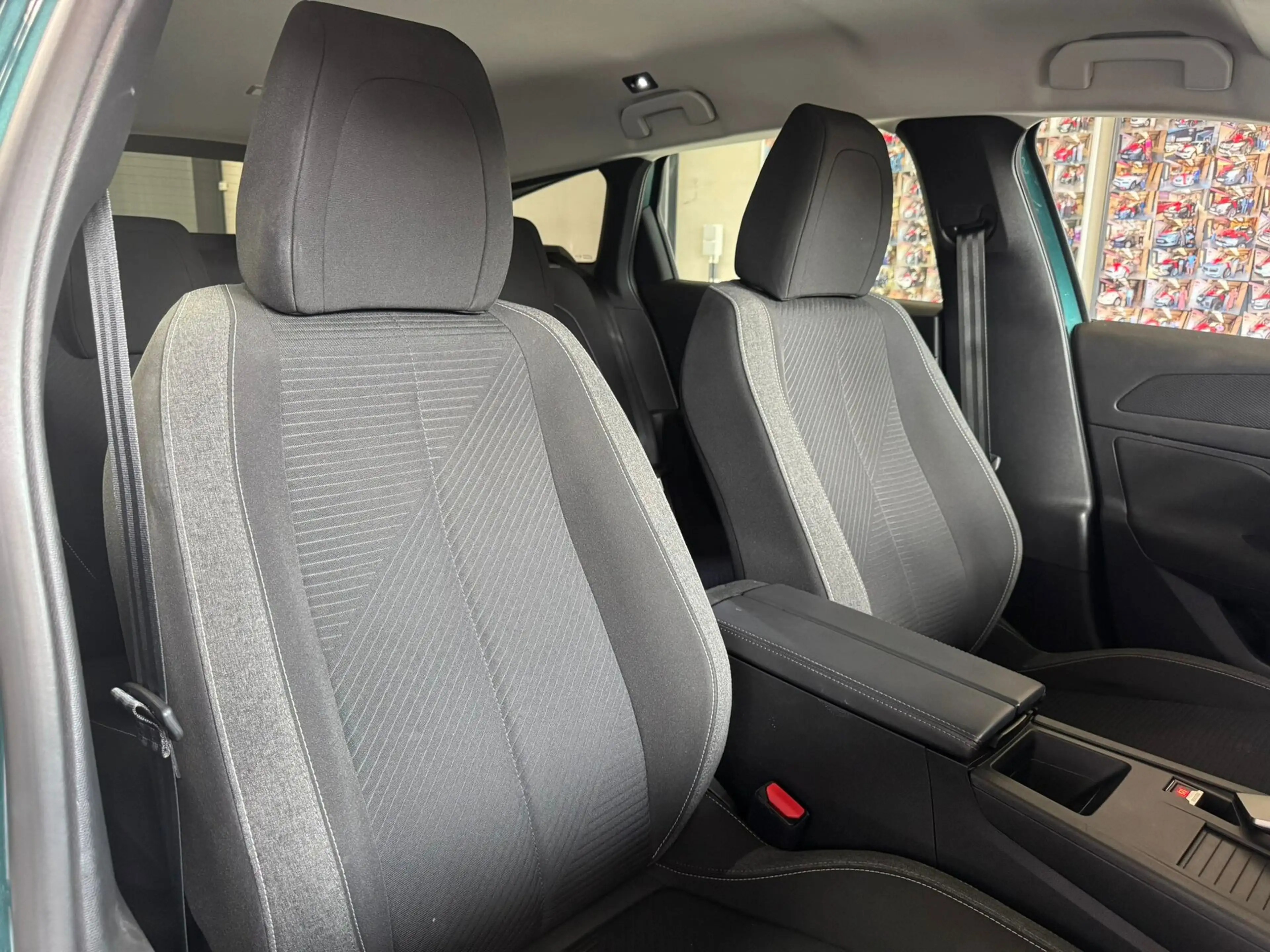 Peugeot 308 SW 1.2 PureTech Active Pack Automaat GPS — photo 9