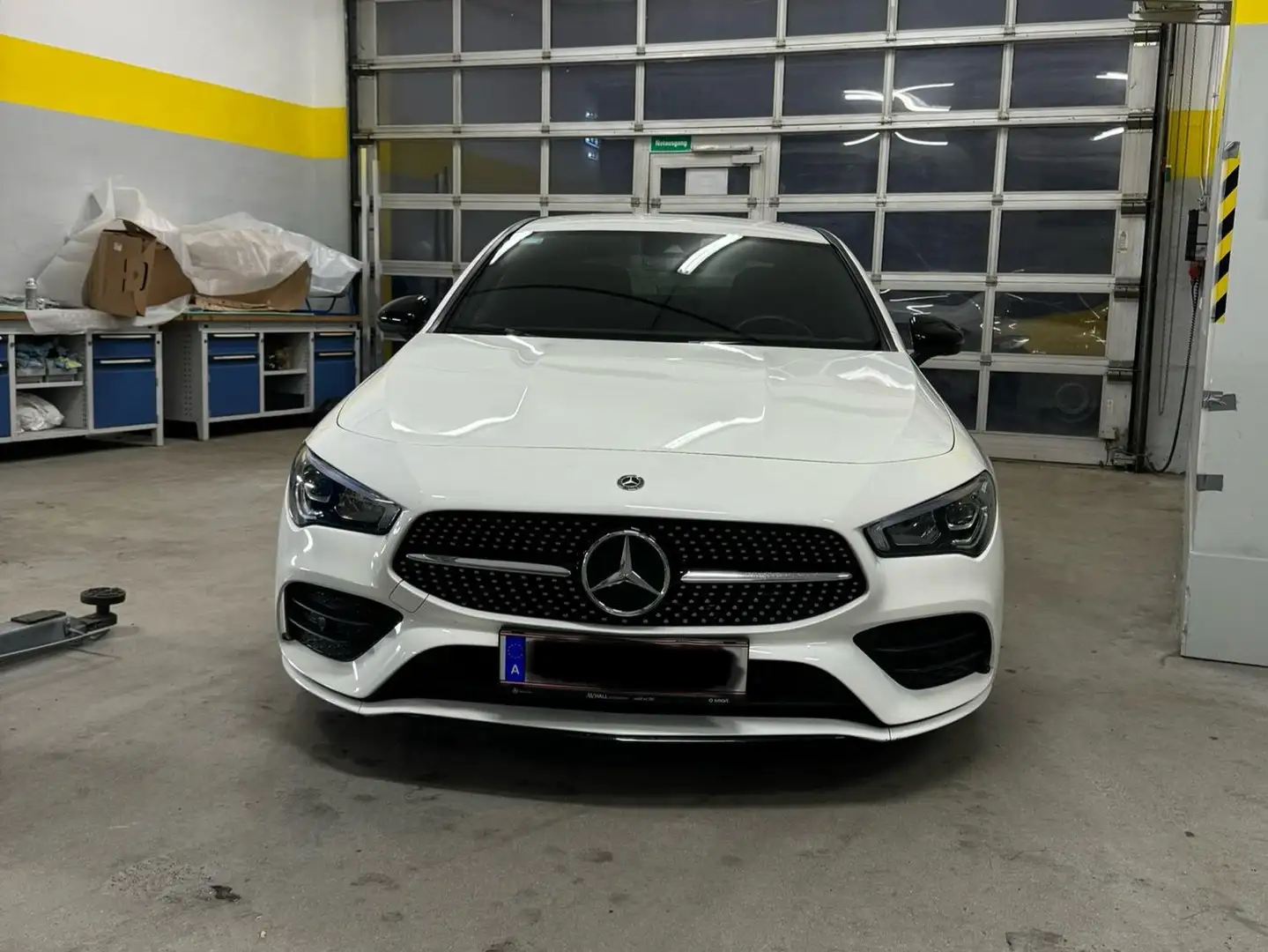 Mercedes-Benz CLA 200 CLA 200 d Aut. Weiß - 2