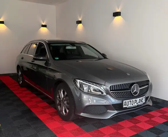 Mercedes-Benz C 180 C 180 CGI