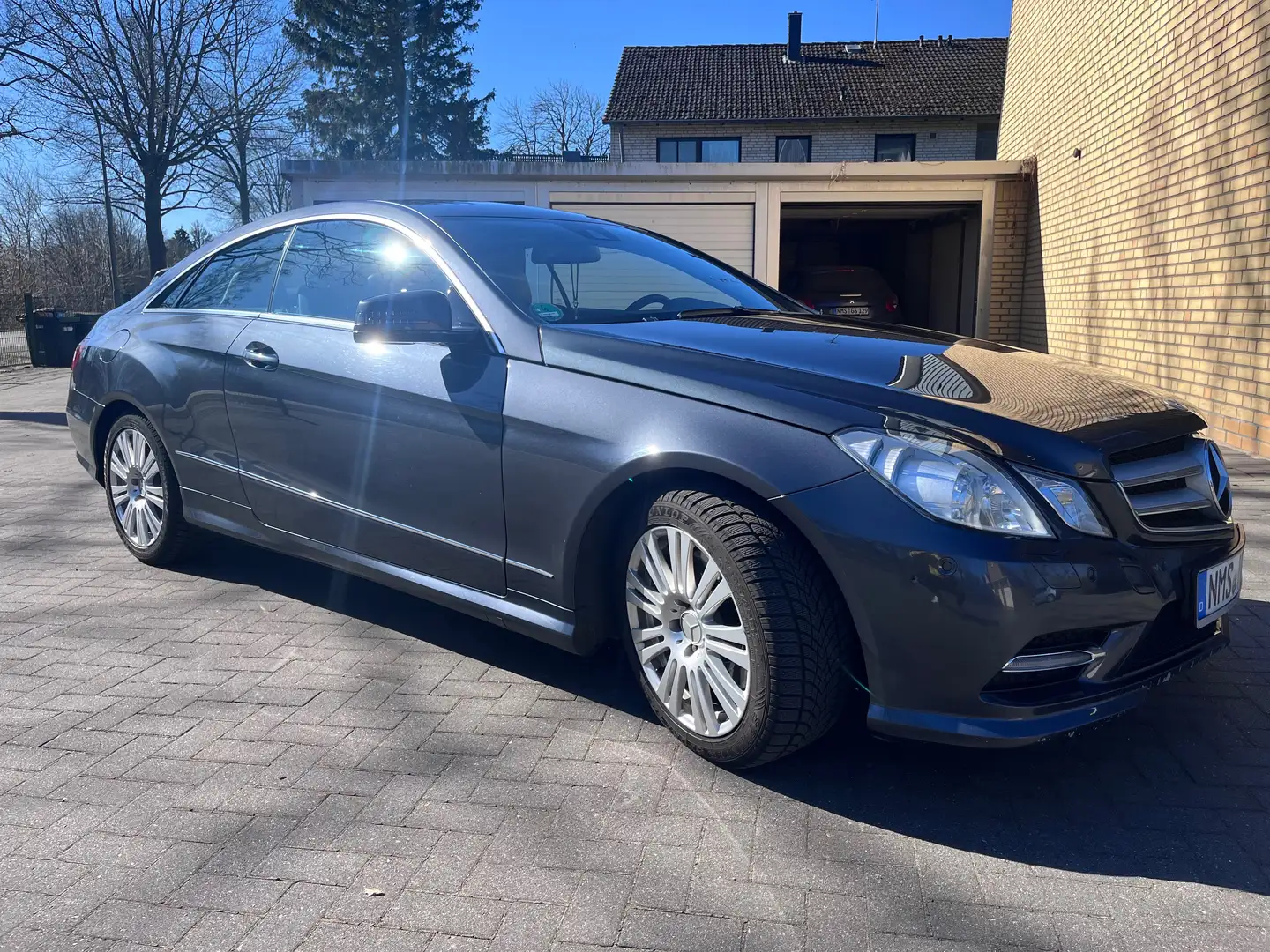 Mercedes-Benz E 350 E 350 CDI DPF Coupe BlueEFFICIENCY 7G-TRONIC Avant Grey - 2