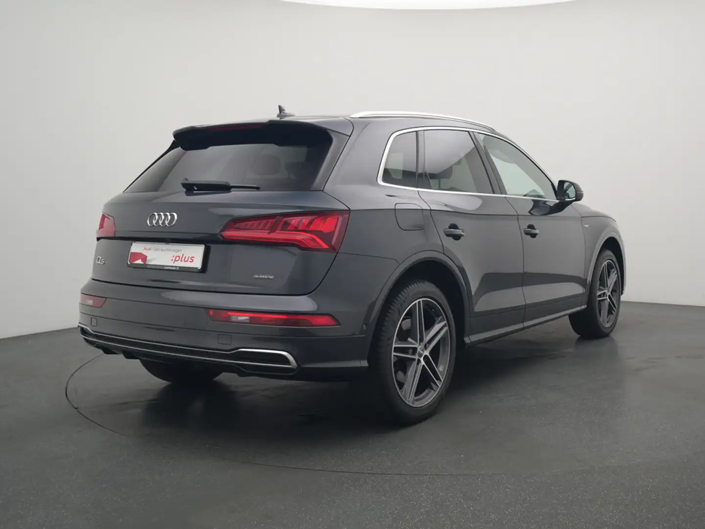Audi Q5 quattro S line LED KAM SHZ NAVI PDC KLIMA Schwarz - 2