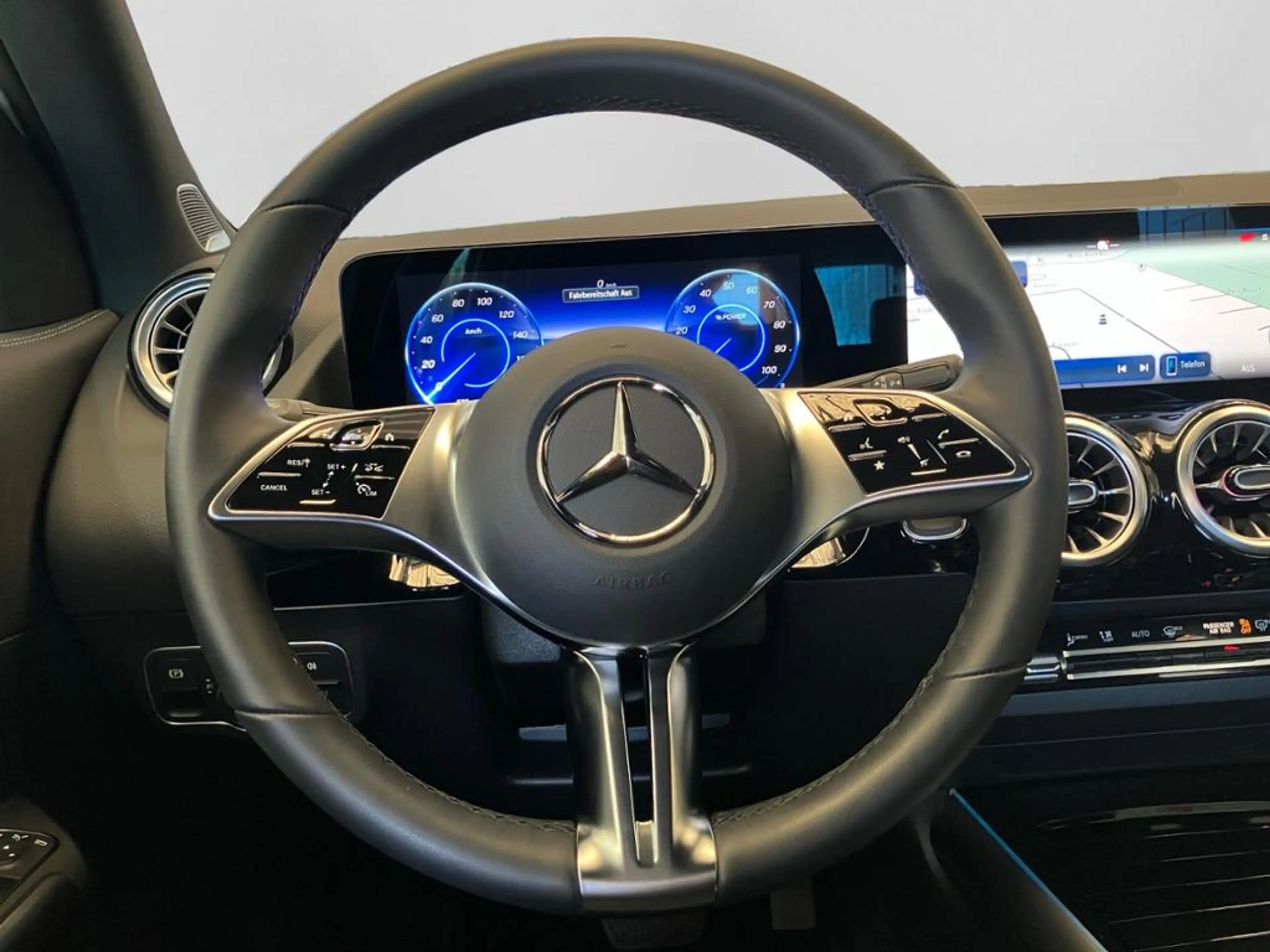 Mercedes-Benz EQA 250 + PROGRESSIVE|BURM|AMBIENTE|MBUX|SHZ|KAM — photo 13