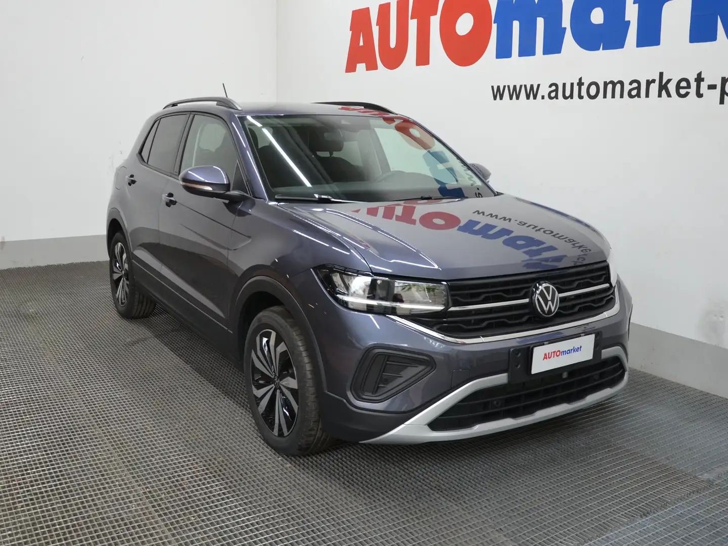 Volkswagen T-Cross 1.0 TSI Prime DSG 115CV siva - 2