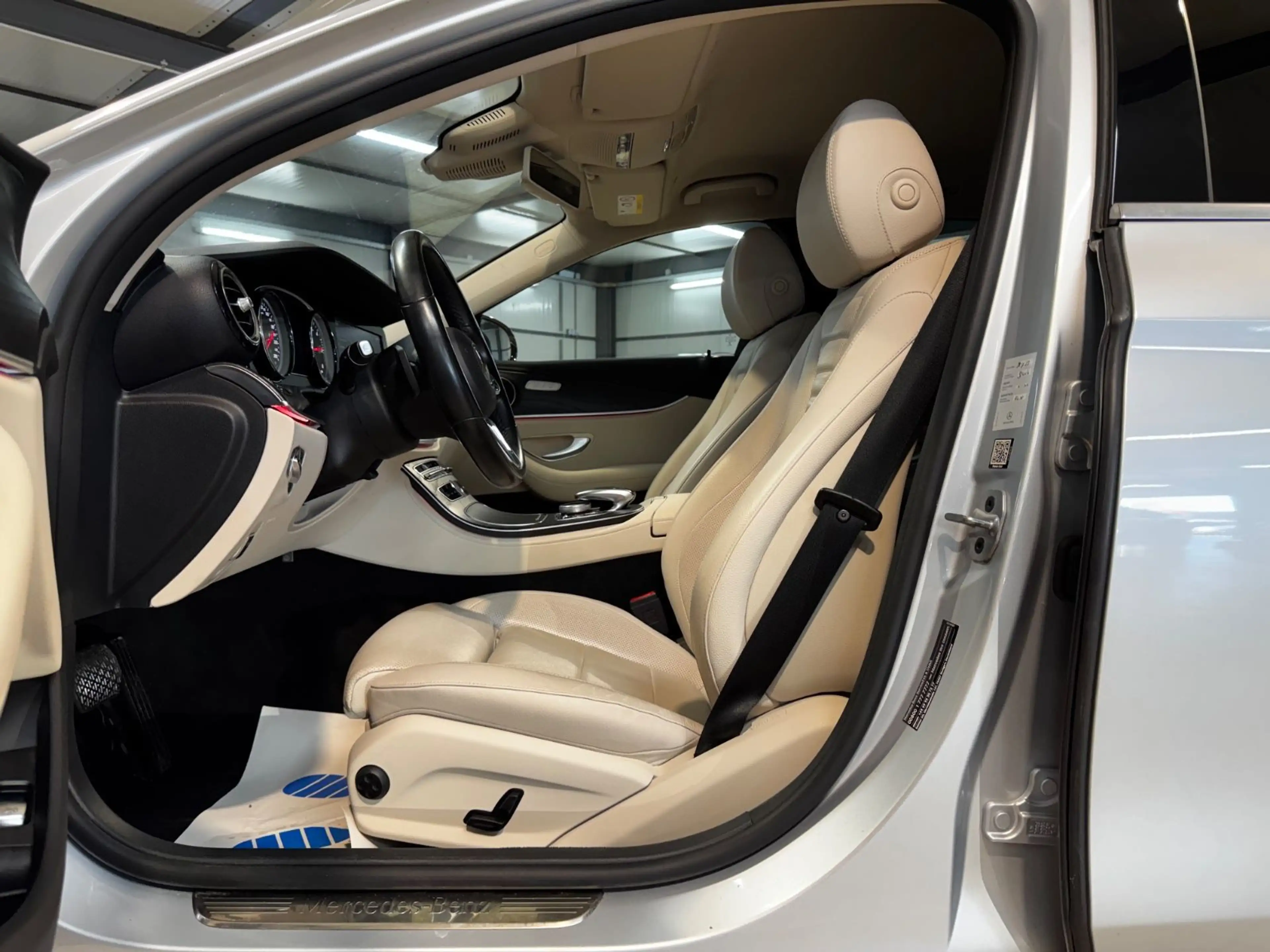 Mercedes-Benz E 220 d T AVANTGARDE MBEAM*BSNSS*DIST*SBLF*1.HAND — photo 8