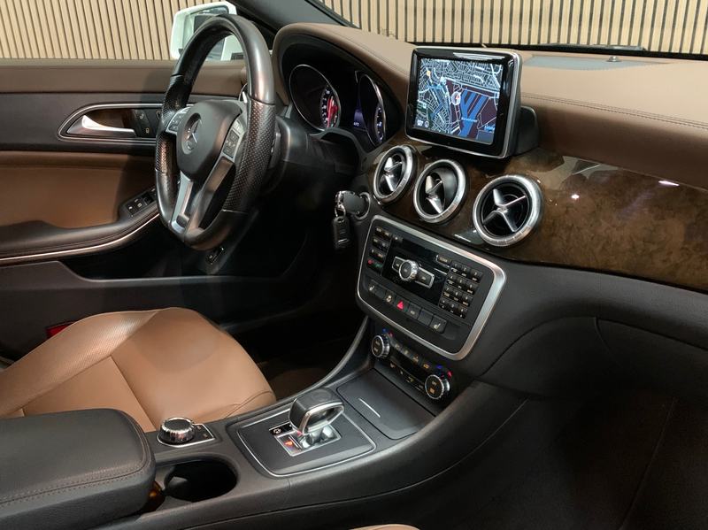 Mercedes-Benz CLA 45 AMG 4MATIC Edition 1|Camera|97000KM|Navigatie| — photo 24
