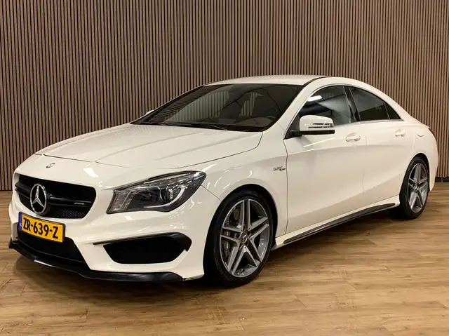 Mercedes-Benz CLA 45 AMG 4MATIC Edition 1|Camera|97000KM|Navigatie|