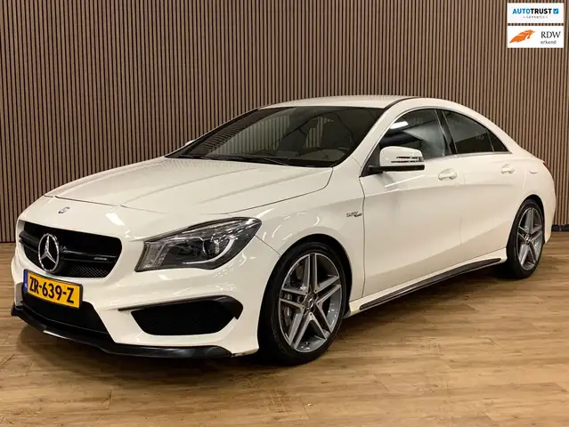 Mercedes-Benz CLA 45 AMG 4MATIC Edition 1|Camera|97000KM|Navigatie|