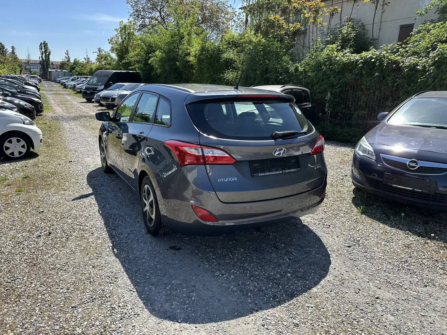 Hyundai i30 blue Classic Grau - 2