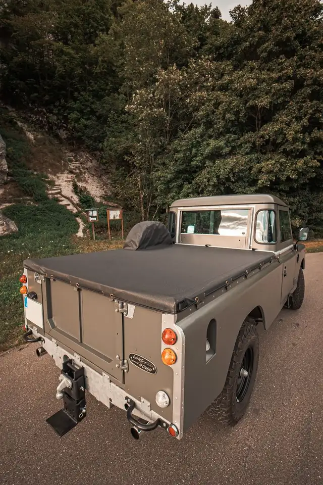 Land Rover Series 109 V8, foto 6