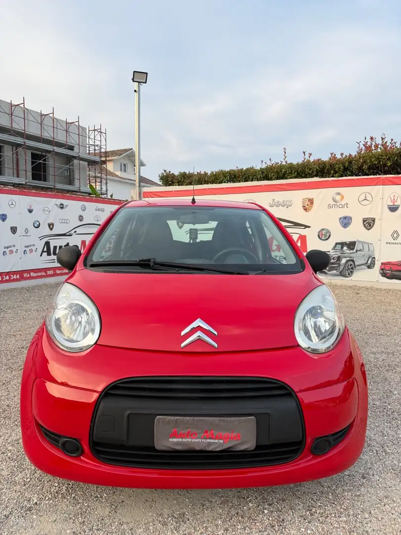 Citroen C1 1.0 5 porte Rouge - 2