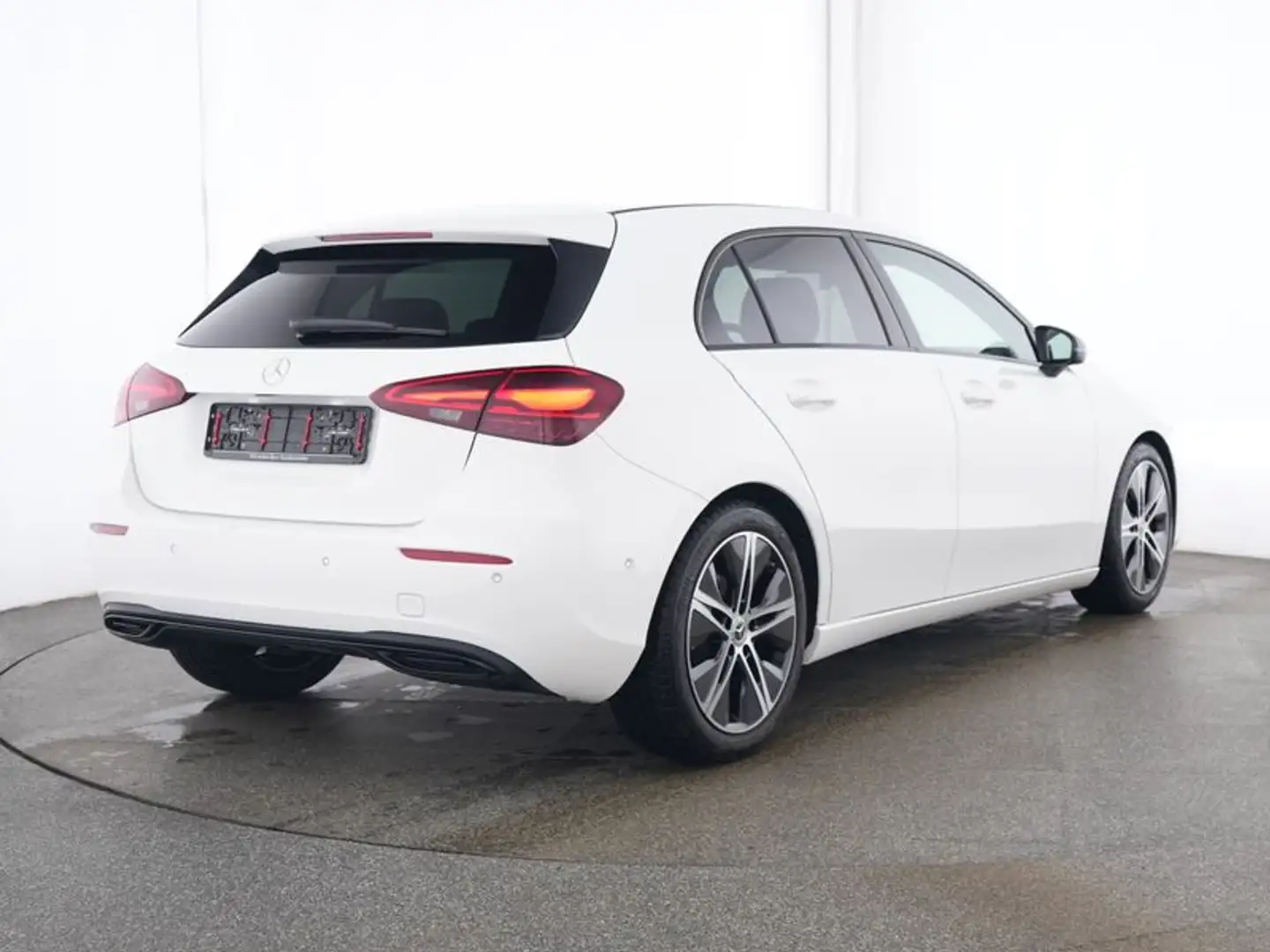 Mercedes-Benz A 200 Night/Progressive/LED/Kamera/Navi/AHK/ Weiß - 2