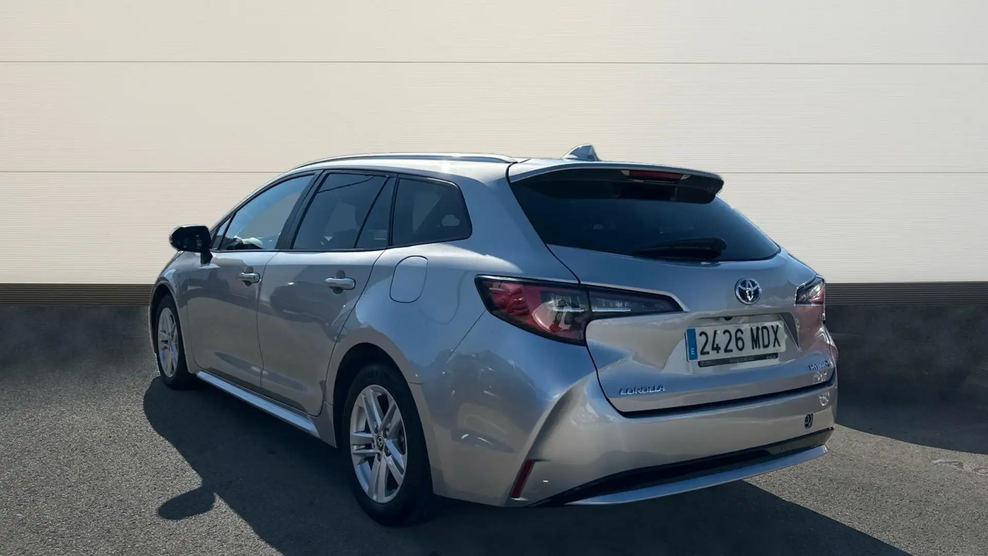 Toyota Corolla Touring Sports 140H Active Plus - 2