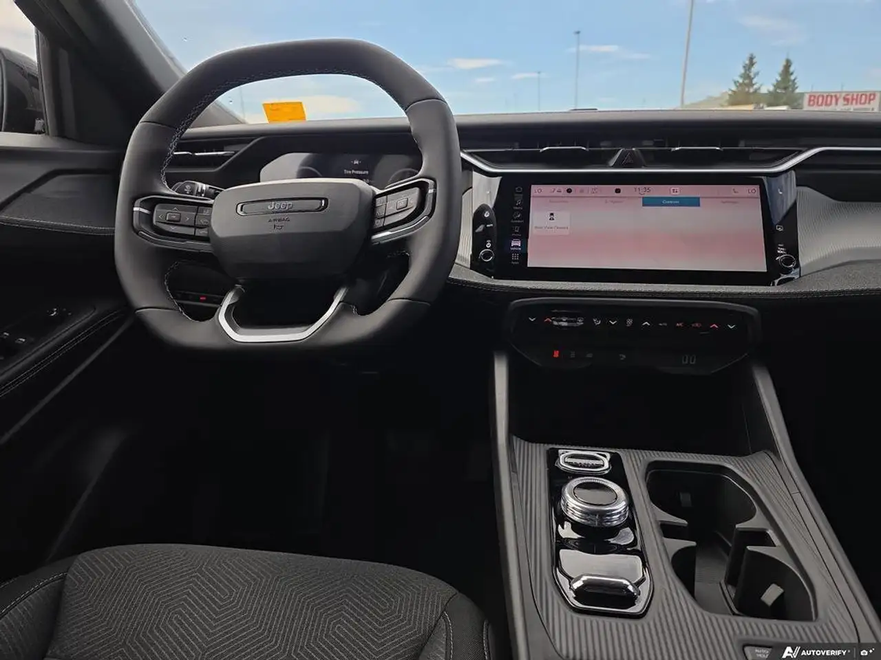 Jeep Cherokee снимка Jeep Cherokee