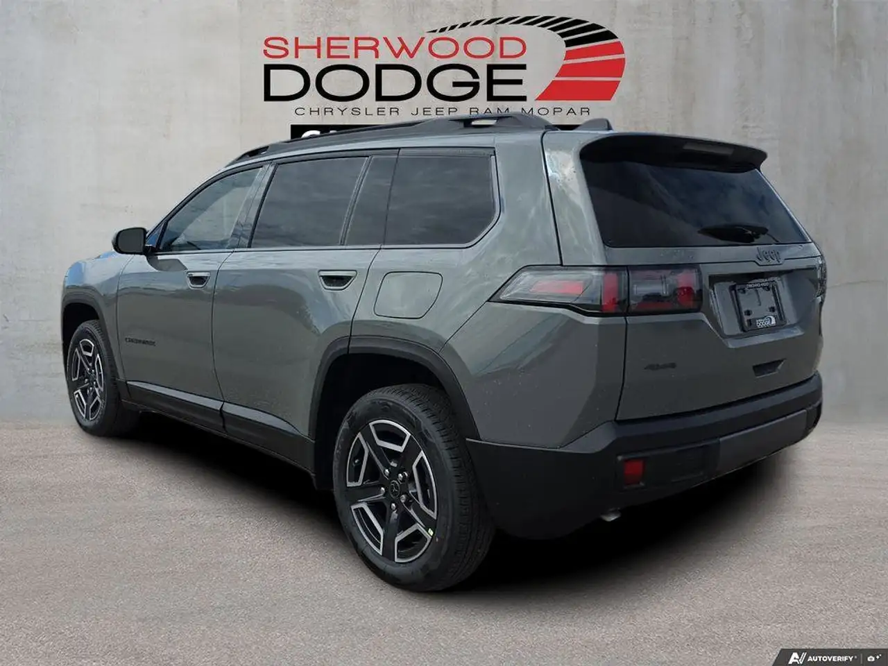 Jeep Cherokee снимка Jeep Cherokee