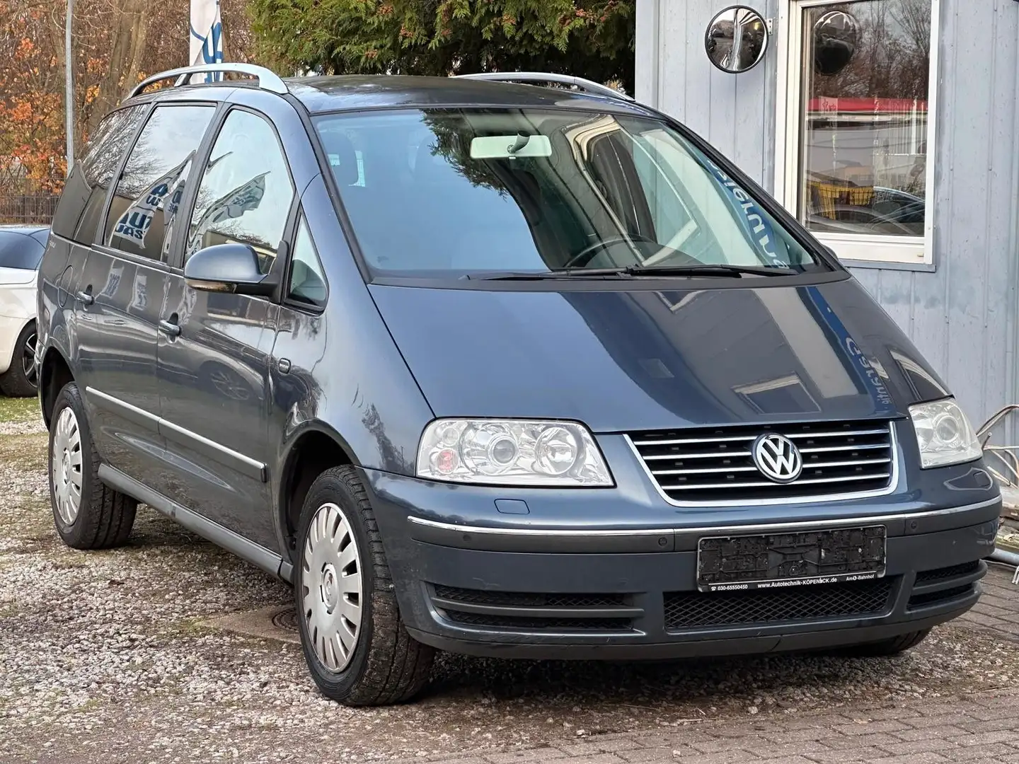 Volkswagen Sharan 1.8T Highline*Automatik*7-Sitzer*SHZ*Temp Bleu - 1