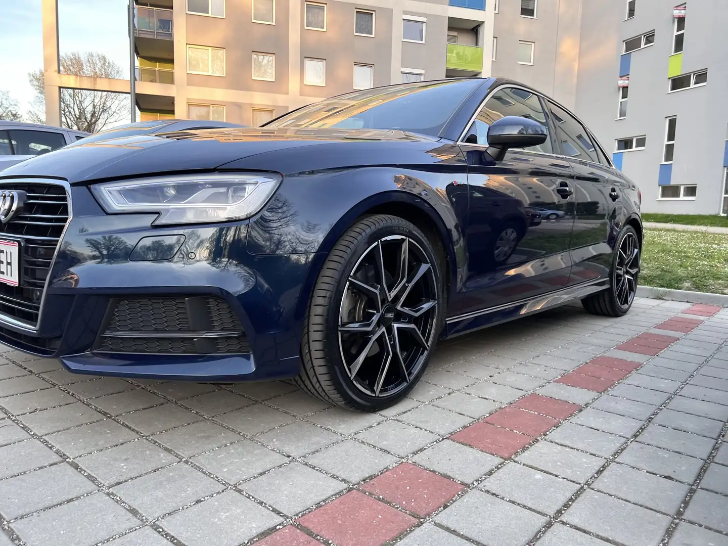 Audi A3 35 TDI Limousine S tronic sport - 2
