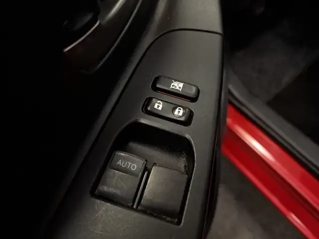 Toyota Yaris view 11