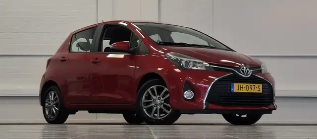 Toyota Yaris view 2