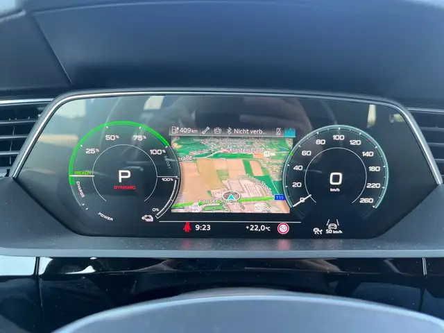 Audi Q8 55 e-tron quattro business Ansicht 10