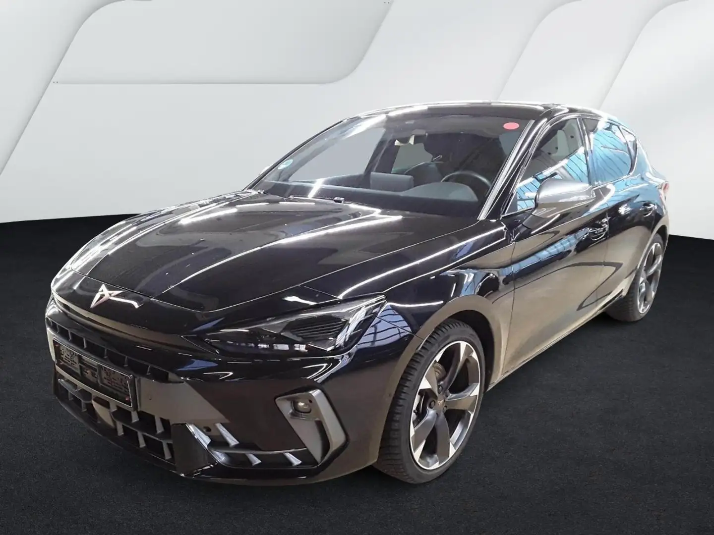 CUPRA Leon 1.5eTSI DSG / Navi, ParkAssi, FullLink, LED Noir - 2